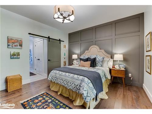 362 Fraser Street, Gravenhurst, ON - Indoor Photo Showing Bedroom