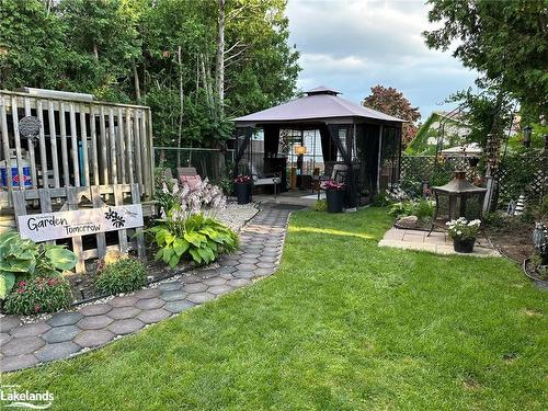 117 Beech Street, Brampton, ON - Outdoor With Backyard