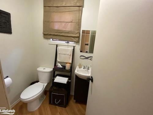 117 Beech Street, Brampton, ON - Indoor Photo Showing Bathroom