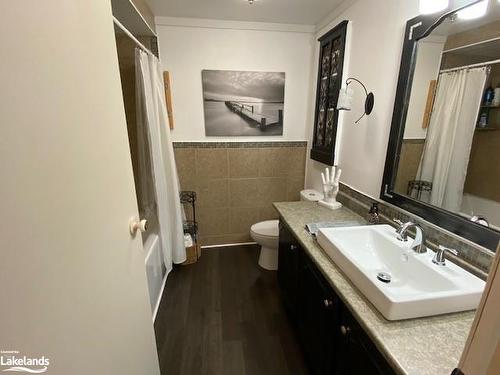 117 Beech Street, Brampton, ON - Indoor Photo Showing Bathroom