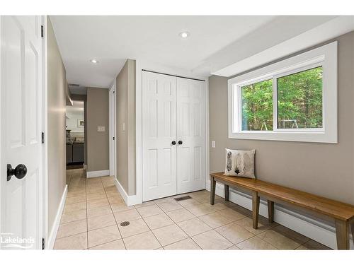 1213 Bonnie Lake Road, Bracebridge, ON - Indoor Photo Showing Other Room