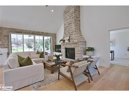 114 John Street, Clarksburg, ON - Indoor Photo Showing Living Room With Fireplace