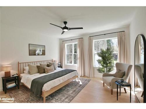 114 John Street, Clarksburg, ON - Indoor Photo Showing Bedroom