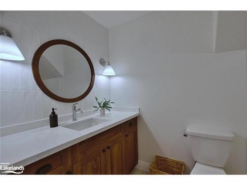 114 John Street, Clarksburg, ON - Indoor Photo Showing Bathroom