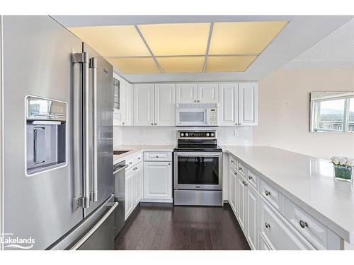 506-172 Eighth Street, Collingwood, ON - Indoor Photo Showing Kitchen