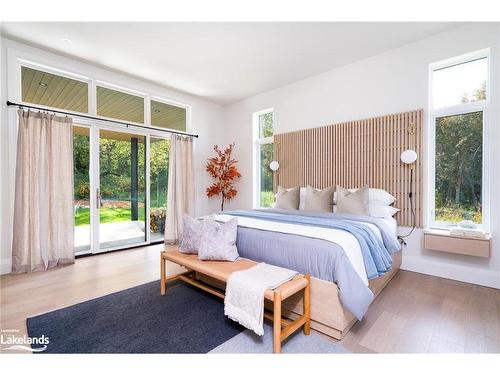 109 Pheasant Run, The Blue Mountains, ON - Indoor Photo Showing Bedroom