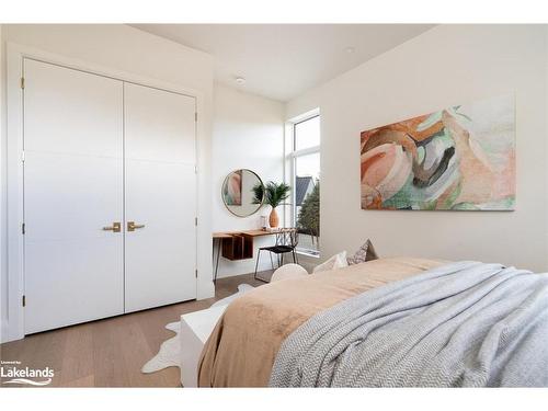 109 Pheasant Run, The Blue Mountains, ON - Indoor Photo Showing Bedroom