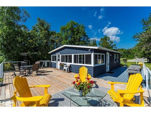 1486 Tiny Beaches Road N, Tiny, ON - Outdoor With Deck Patio Veranda With Exterior