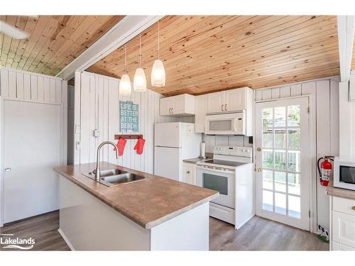 1486 Tiny Beaches Road N, Tiny, ON - Indoor Photo Showing Kitchen With Double Sink