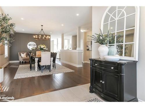 13 Autumn Drive, Wasaga Beach, ON - Indoor Photo Showing Dining Room