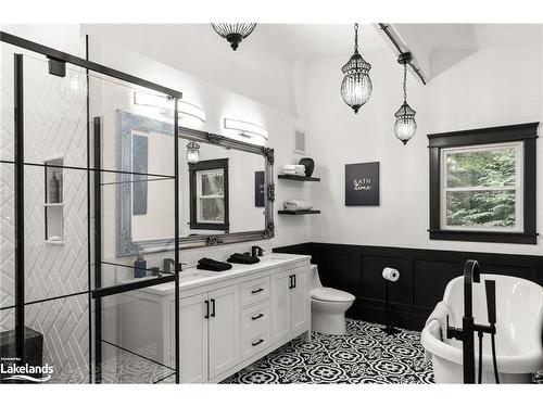 6157 9 Line N, Oro-Medonte, ON - Indoor Photo Showing Bathroom