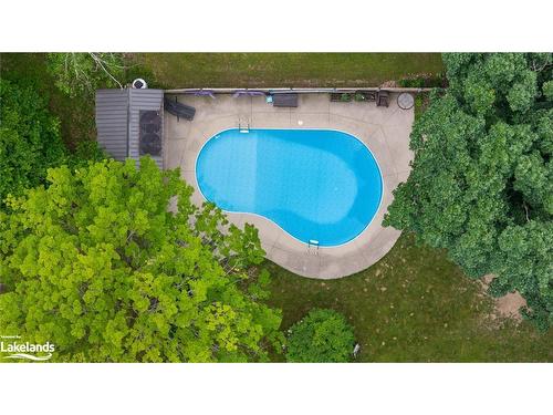 6157 9 Line N, Oro-Medonte, ON - Outdoor With In Ground Pool