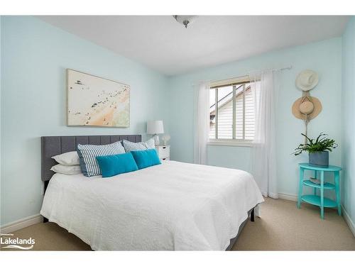 6 Connor Avenue, Collingwood, ON - Indoor Photo Showing Bedroom