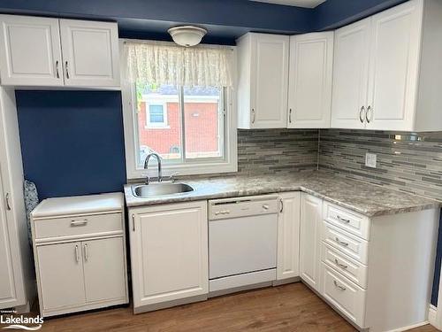 364 Bell Street, Pembroke, ON - Indoor Photo Showing Kitchen