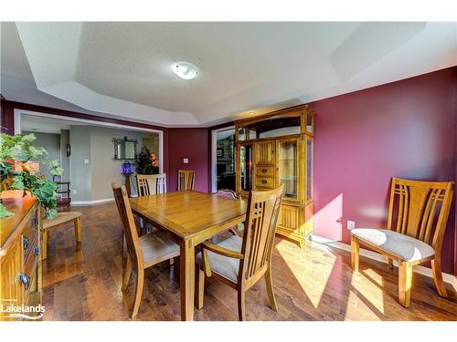 31 Fawndale Crescent, Wasaga Beach, ON - Indoor Photo Showing Dining Room