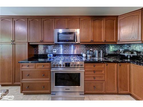 31 Fawndale Crescent, Wasaga Beach, ON - Indoor Photo Showing Kitchen