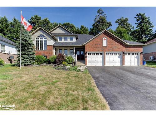 31 Fawndale Crescent, Wasaga Beach, ON - Outdoor With Facade