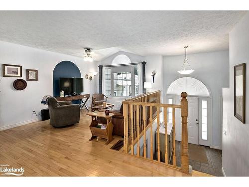 2577 7Th Avenue E, Owen Sound, ON - Indoor Photo Showing Other Room