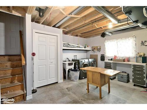 2577 7Th Avenue E, Owen Sound, ON - Indoor Photo Showing Basement