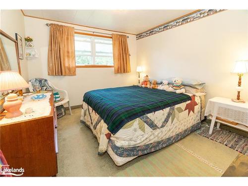 161 Forest Lake Road, Sundridge, ON - Indoor Photo Showing Bedroom