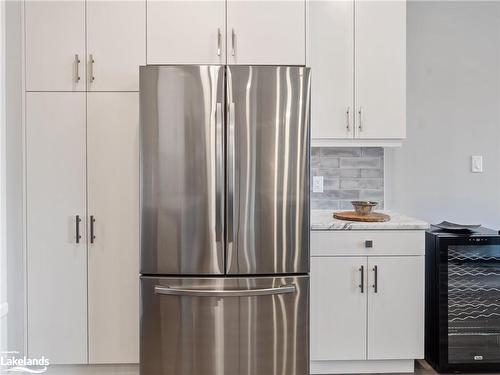 27 Jack Street, Huntsville, ON - Indoor Photo Showing Kitchen