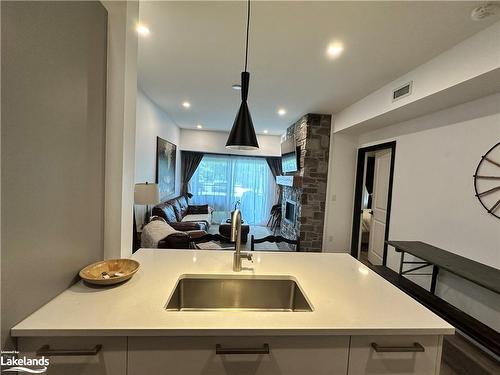 106-12 Beckwith Lane, The Blue Mountains, ON - Indoor Photo Showing Kitchen