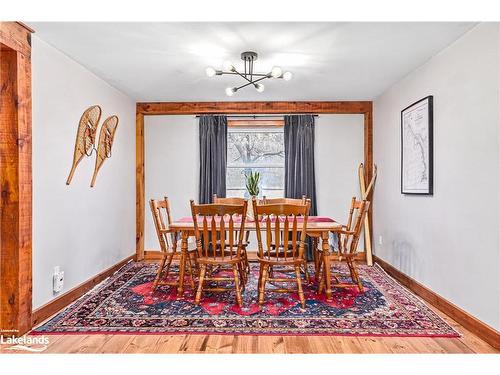 209009 26 Highway, Clarksburg, ON - Indoor Photo Showing Dining Room