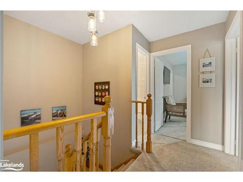 372 Livingstone Street W, Barrie, ON - Indoor Photo Showing Other Room