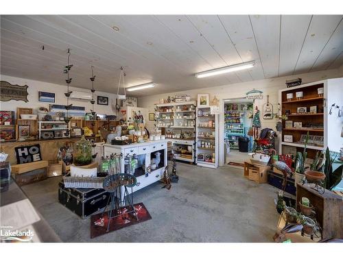 1010 Mary Roberts Road, Baysville, ON - Indoor Photo Showing Garage