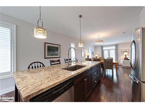 20 Dance Street, Collingwood, ON - Indoor Photo Showing Kitchen With Upgraded Kitchen