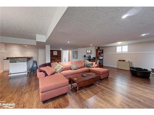 20 Dance Street, Collingwood, ON - Indoor