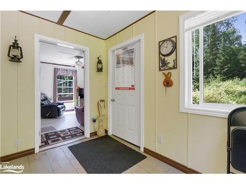 676 Super Sign Road, Emsdale, ON - Indoor Photo Showing Other Room