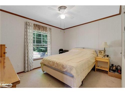 676 Super Sign Road, Emsdale, ON - Indoor Photo Showing Bedroom