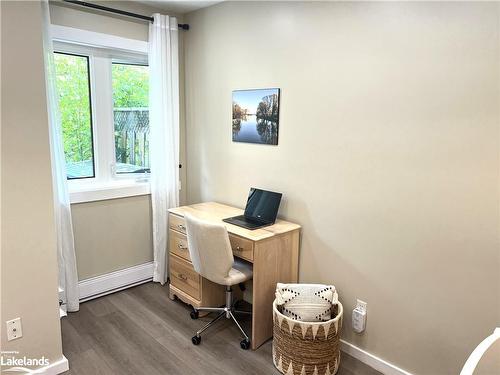 550 Oxbow Crescent, Collingwood, ON - Indoor Photo Showing Office