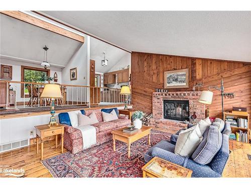 795310 The Blue Mountains - Clearview Townline, The Blue Mountains, ON - Indoor Photo Showing Living Room With Fireplace