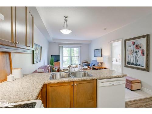 205-91 Raglan Street, Collingwood, ON - Indoor Photo Showing Kitchen With Double Sink