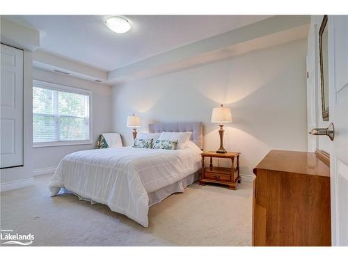 205-91 Raglan Street, Collingwood, ON - Indoor Photo Showing Bedroom