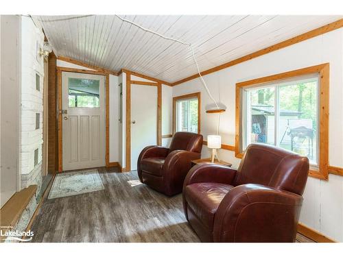 12 Sunset Ridge, Huntsville, ON - Indoor Photo Showing Living Room