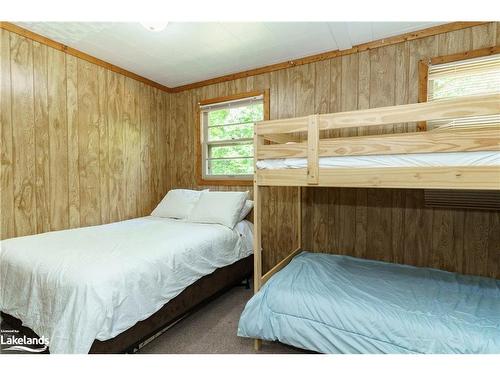 12 Sunset Ridge, Huntsville, ON - Indoor Photo Showing Bedroom