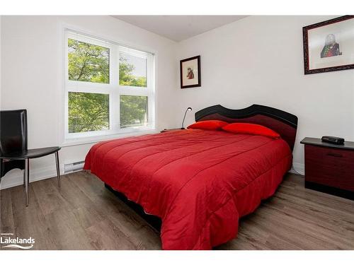 774 Johnston Park Avenue, Collingwood, ON - Indoor Photo Showing Bedroom