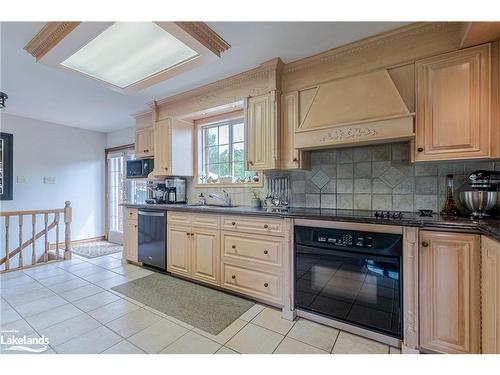 1919 Conc 6 S Notta S, Clearview, ON - Indoor Photo Showing Kitchen