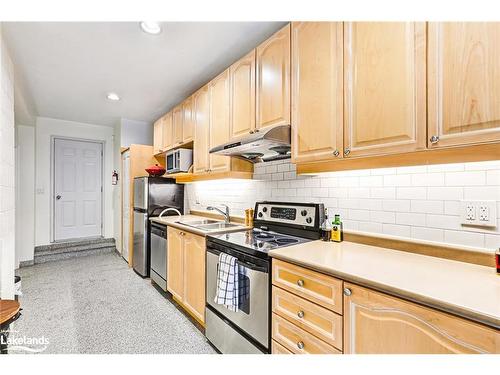 160 Grand Cypress Lane, The Blue Mountains, ON - Indoor Photo Showing Kitchen With Double Sink