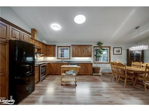 1255 Falkenburg Road, Muskoka Lakes, ON - Indoor