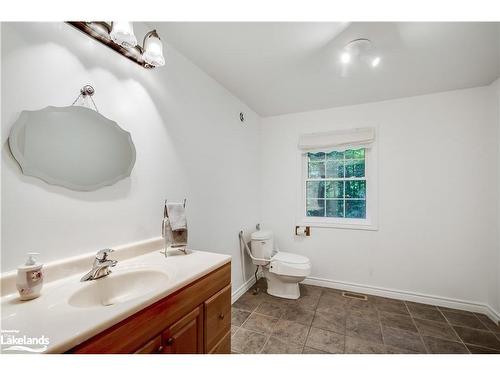 1255 Falkenburg Road, Muskoka Lakes, ON - Indoor Photo Showing Bathroom