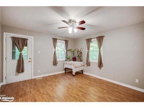 1255 Falkenburg Road, Muskoka Lakes, ON - Indoor Photo Showing Bedroom