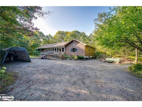 1255 Falkenburg Road, Muskoka Lakes, ON - Outdoor