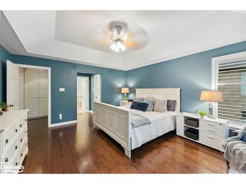 33 South Harbour Drive, Bobcaygeon, ON - Indoor Photo Showing Bedroom