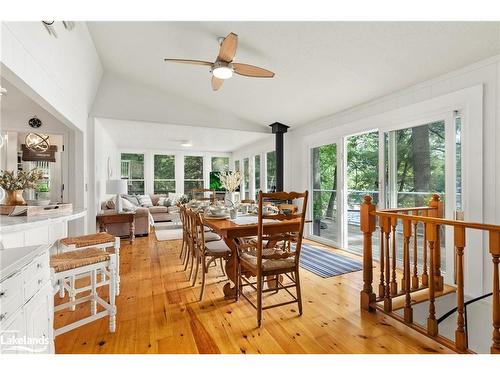 1516 Mortimer'S Point Road, Port Carling, ON - Indoor Photo Showing Dining Room