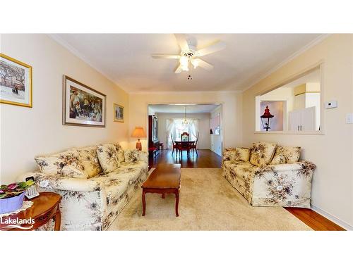 80 Downer Crescent, Wasaga Beach, ON - Indoor Photo Showing Living Room