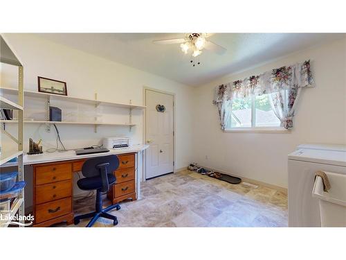 80 Downer Crescent, Wasaga Beach, ON - Indoor Photo Showing Laundry Room